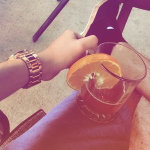 Meet your Posher, Christian